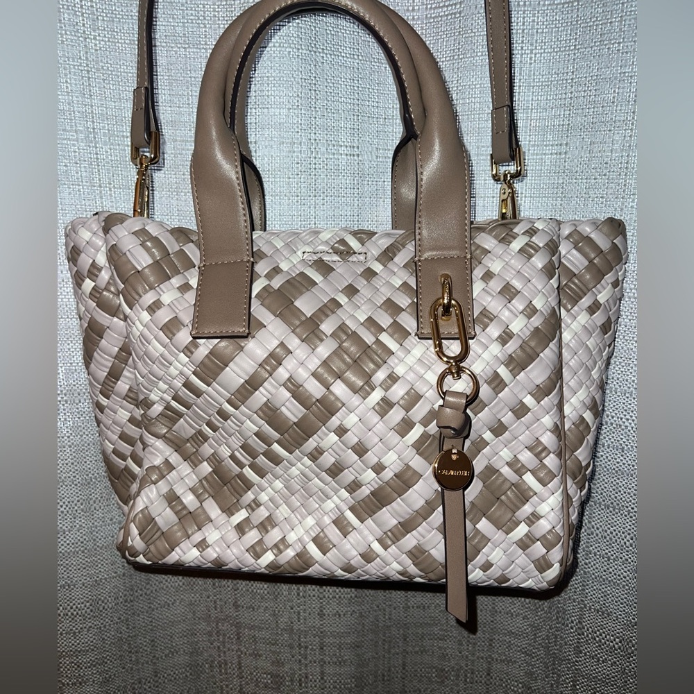 Calvin Klein Woven Shoulder bag with Crossbody strap
